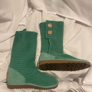Ugg green woven boots